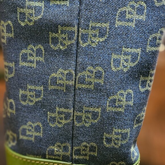 Dooney & Bourke Lg Satchel - Picture 10 of 16